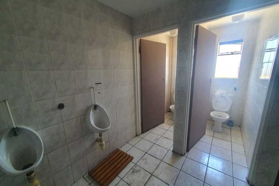 To Let commercial Property for Rent in Perseverance Industrial Eastern Cape